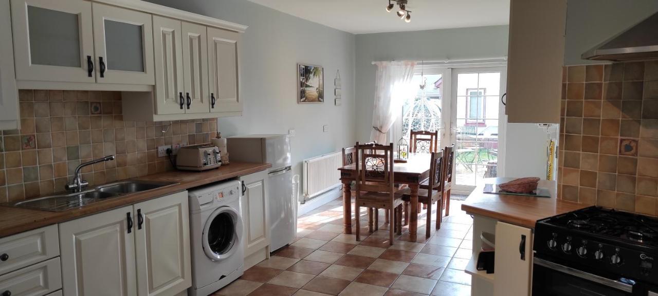 Padua House Holiday Home In The Centre Of Bundoran And 2 Mins Walk To The Beach 外观 照片